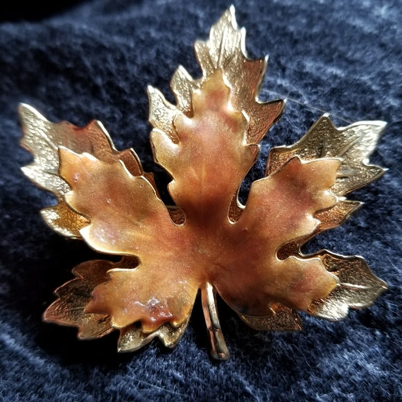 Relisted -vintage Autumn leaf brooch gold brown orange pin - Picture 3 of 8